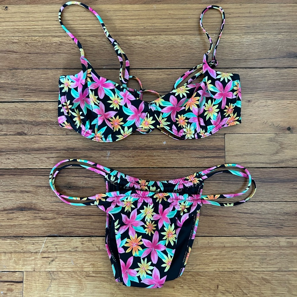 Pacsun Bikini Set